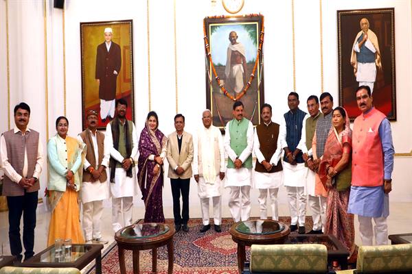 mantri leadership of the Chief Minister