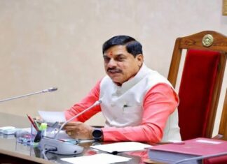 मुख्यमंत्री ने यात्रा का शुभारंभ कर यात्रियों को दीं शुभकामनाएं