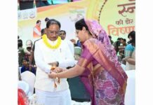 शहीद परिवार के सम्मान में CM साय का भावुक संदेश, बोले- ये परिवार हमारे अपने हैं