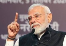 ‘दिमागी नक्सल’ पर PM मोदी का तंज, बोले- होम्योपैथिक गोली का असर दिखने लगा